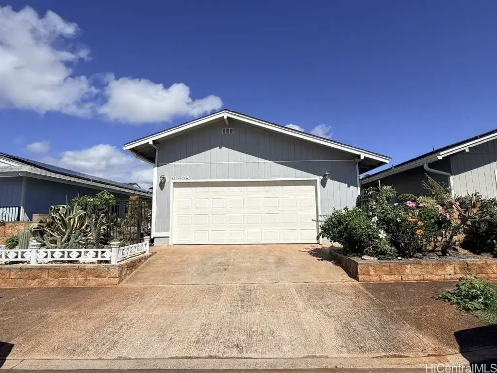 94-434 Opeha Street, Waipahu