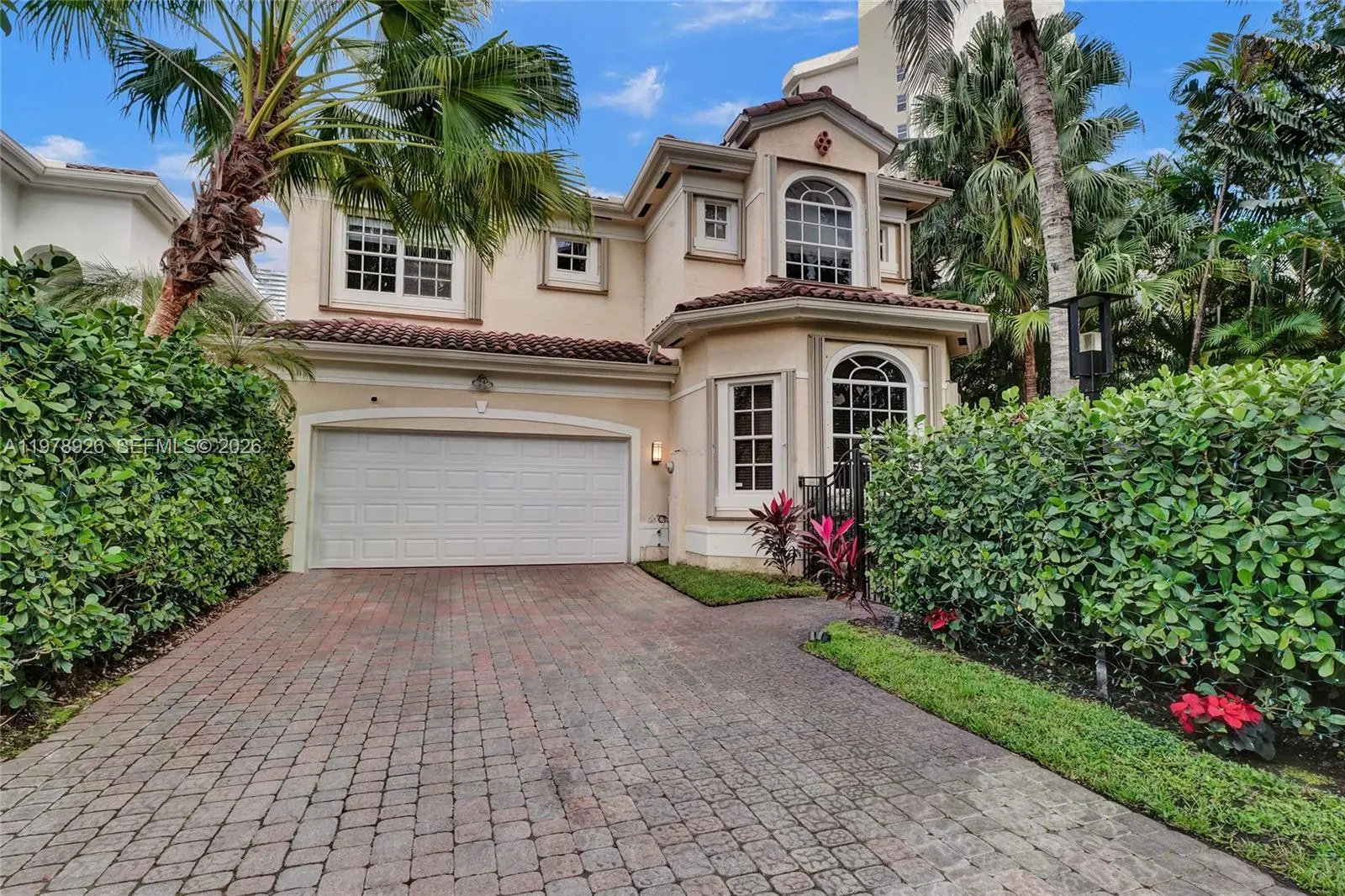 Photo of Listing #A11978926