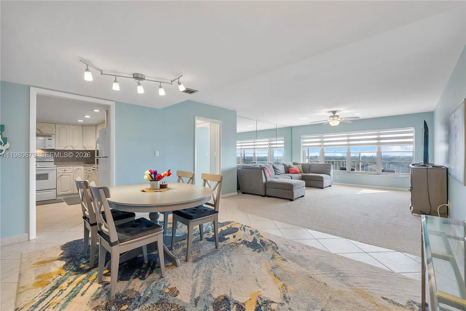 Photo of Listing #A11980679