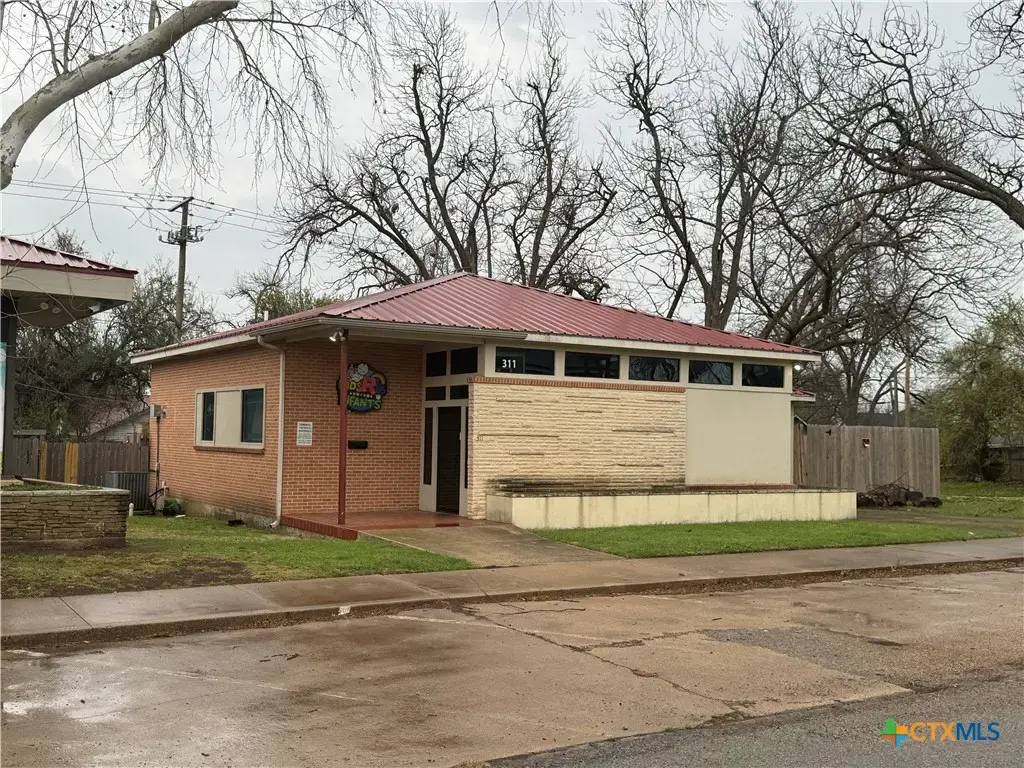 311 N 2nd Street, Temple