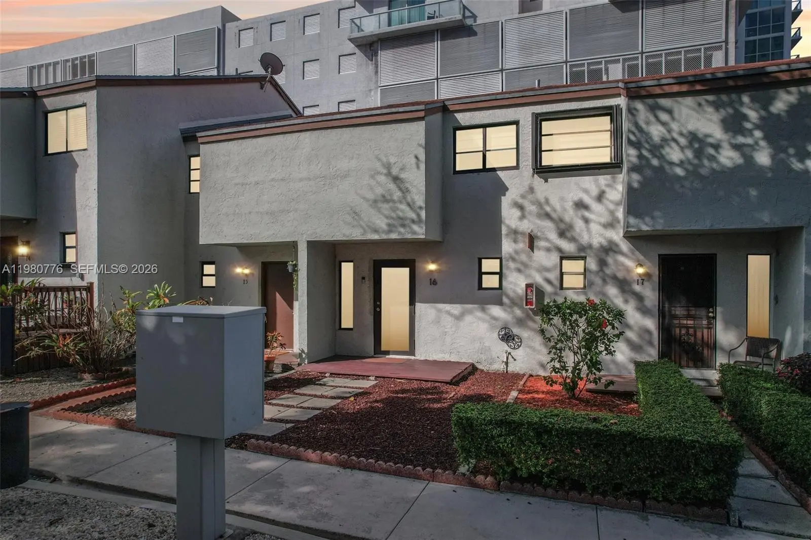 Photo of Listing #A11980776