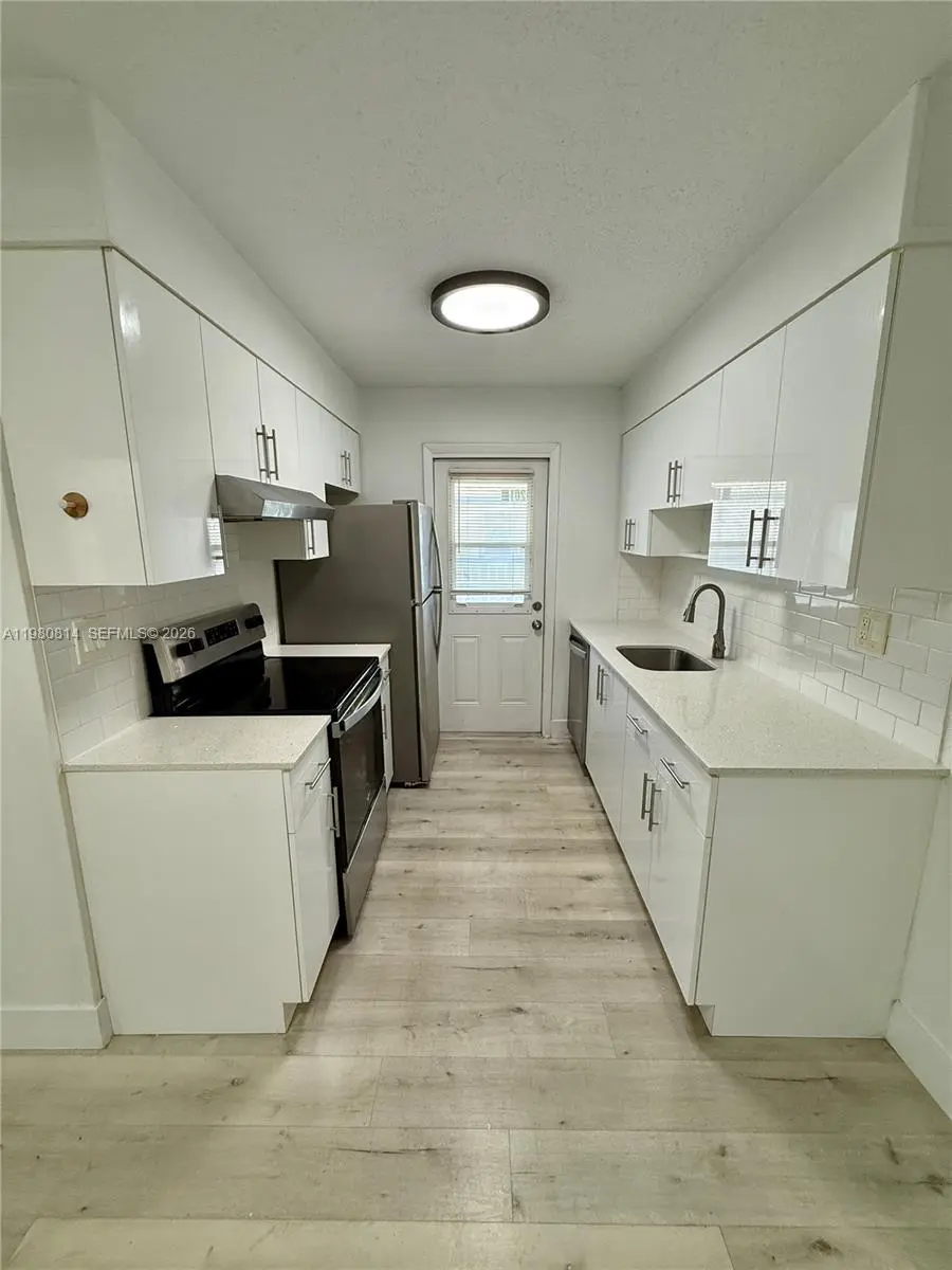 Photo of Listing #A11980814