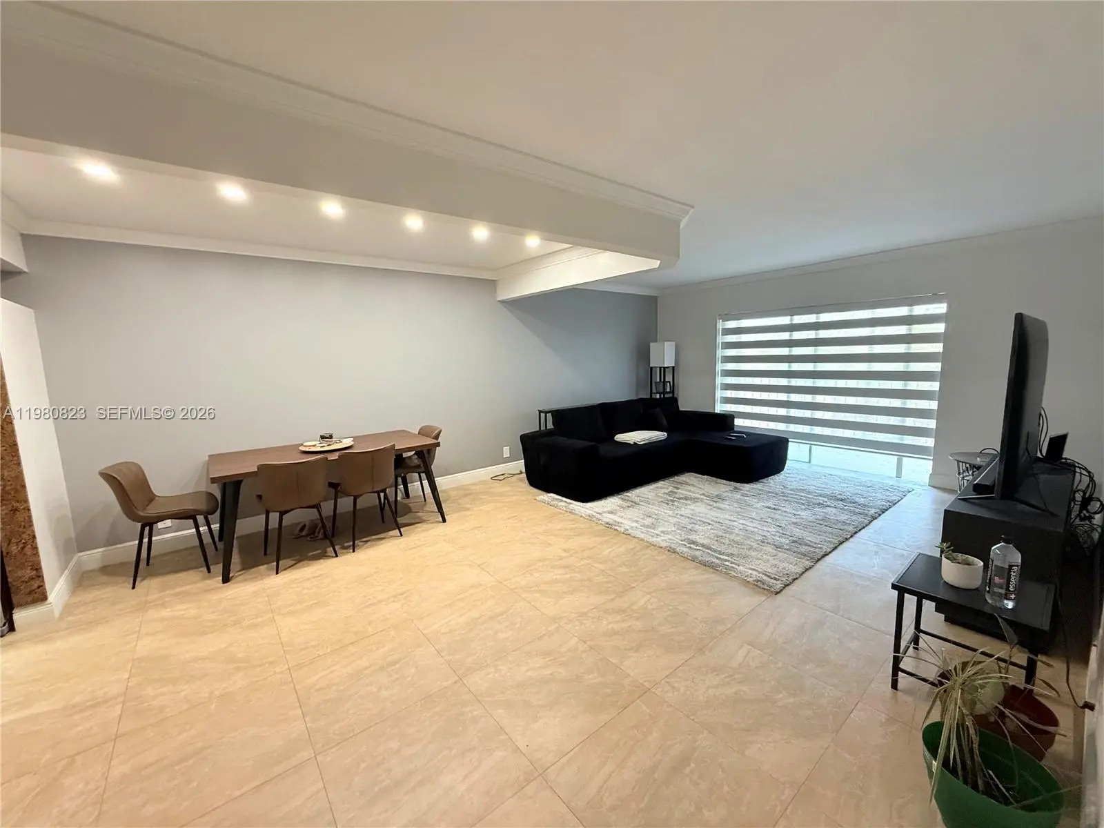 Photo of Listing #A11980823