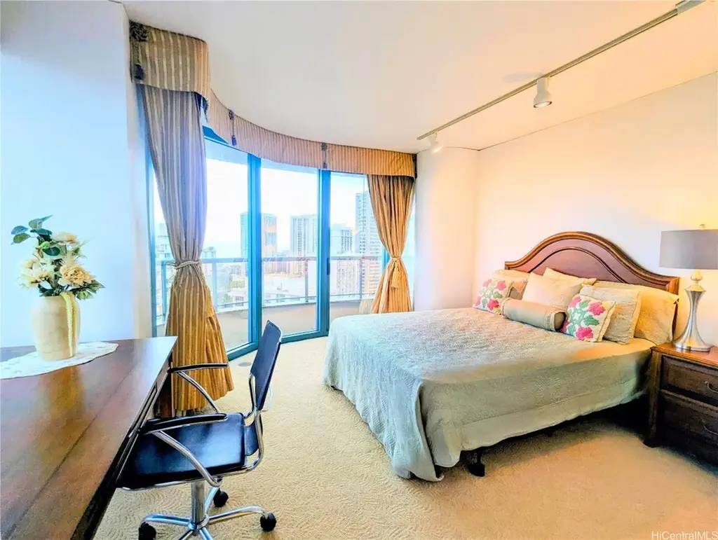 1888 Kalakaua Avenue # 3005, Honolulu