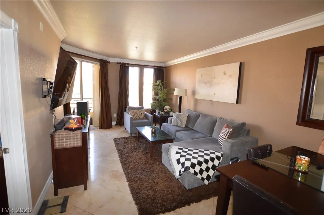 Photo of Listing #2763084