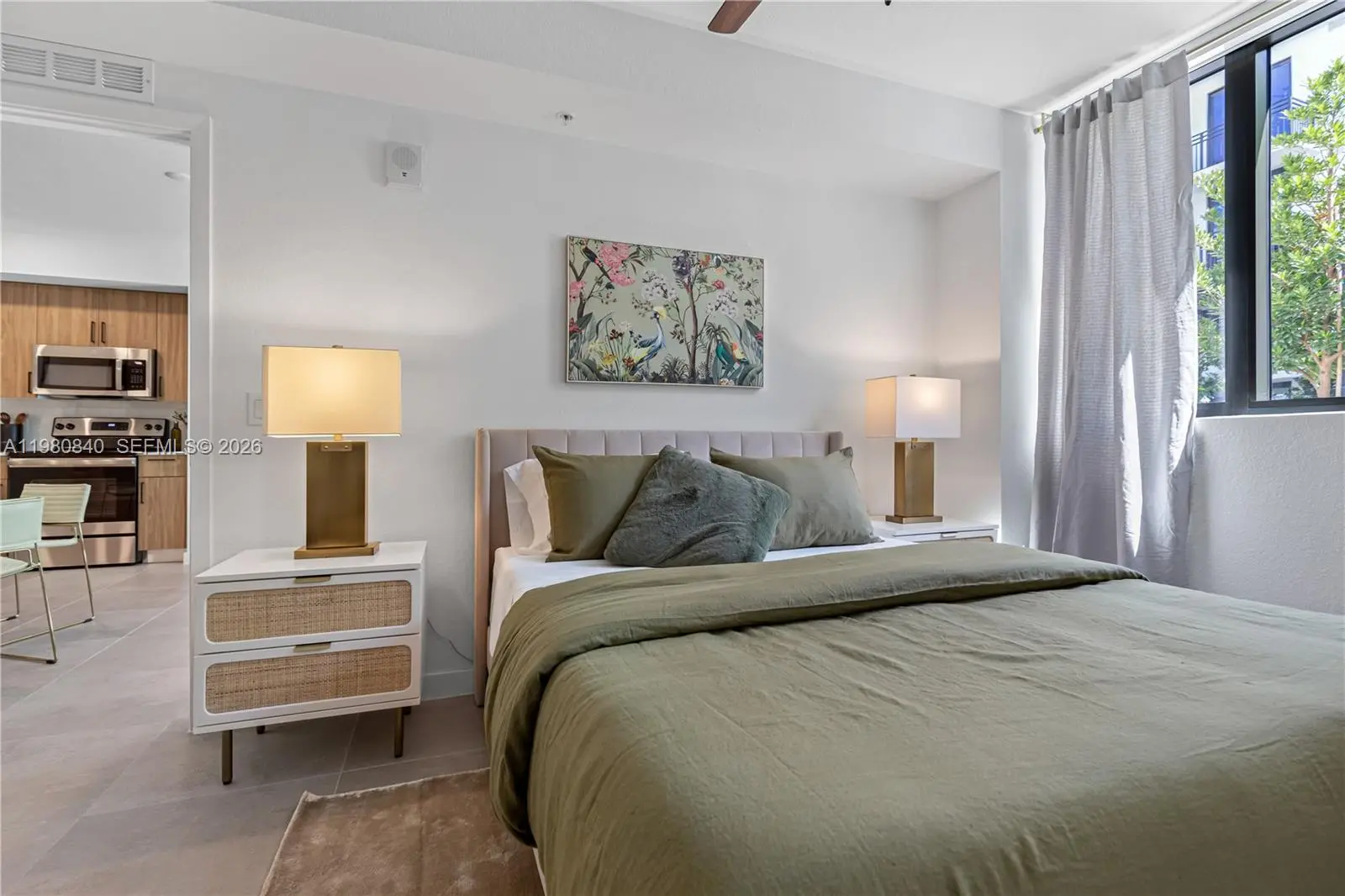 Photo of Listing #A11980840