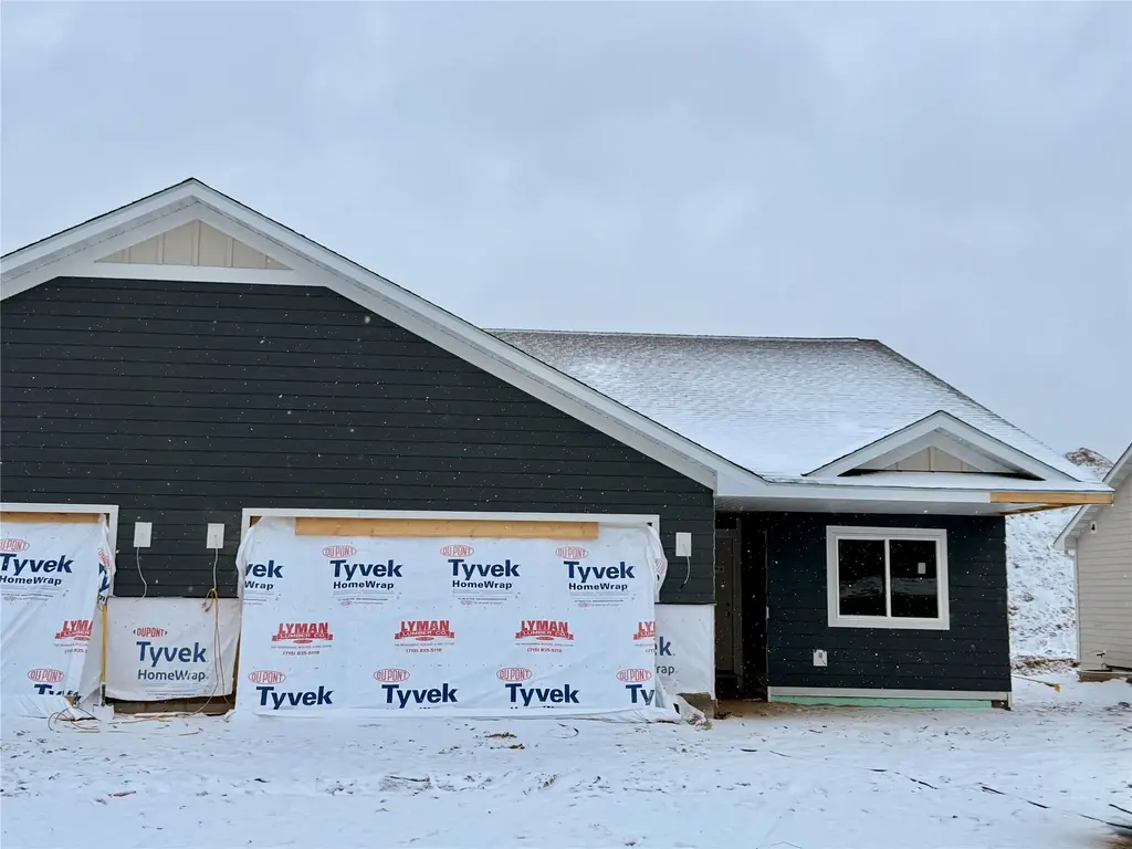 5609 Moss Trail, Eau Claire
