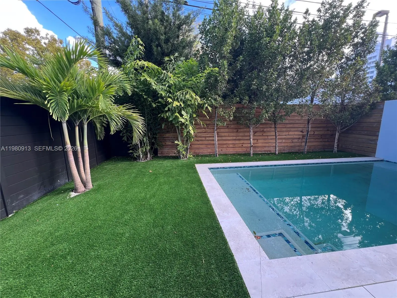 Photo of Listing #A11980913