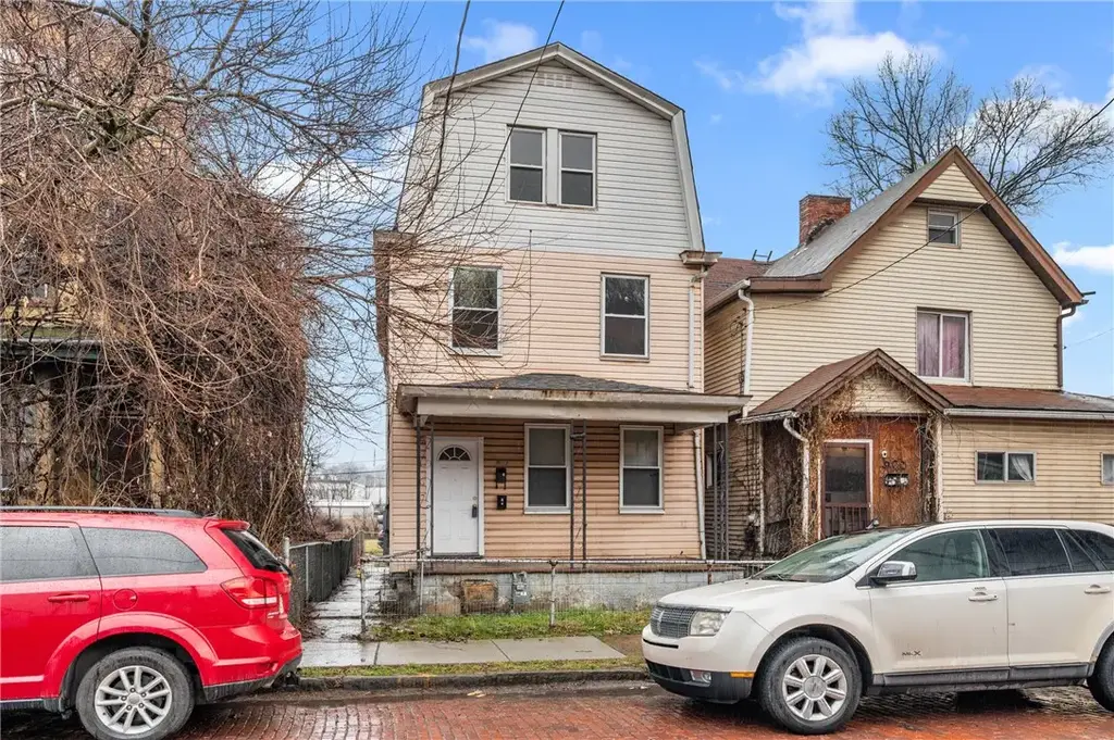 902 Robinson Street , McKees Rocks