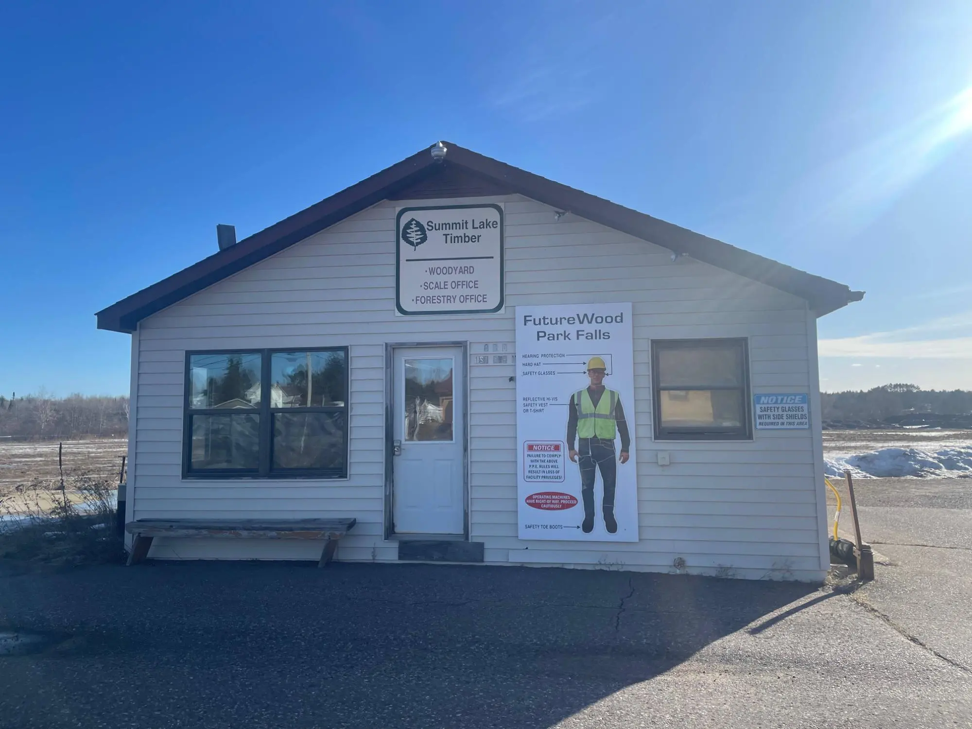 590, 870 1st Ave N, Park Falls