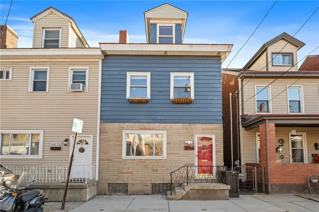 4068 Howley Street , Bloomfield