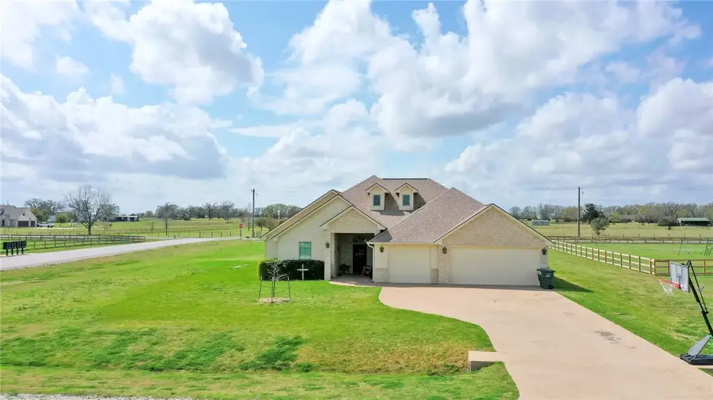 7386 Garrison Creek Drive, Bryan