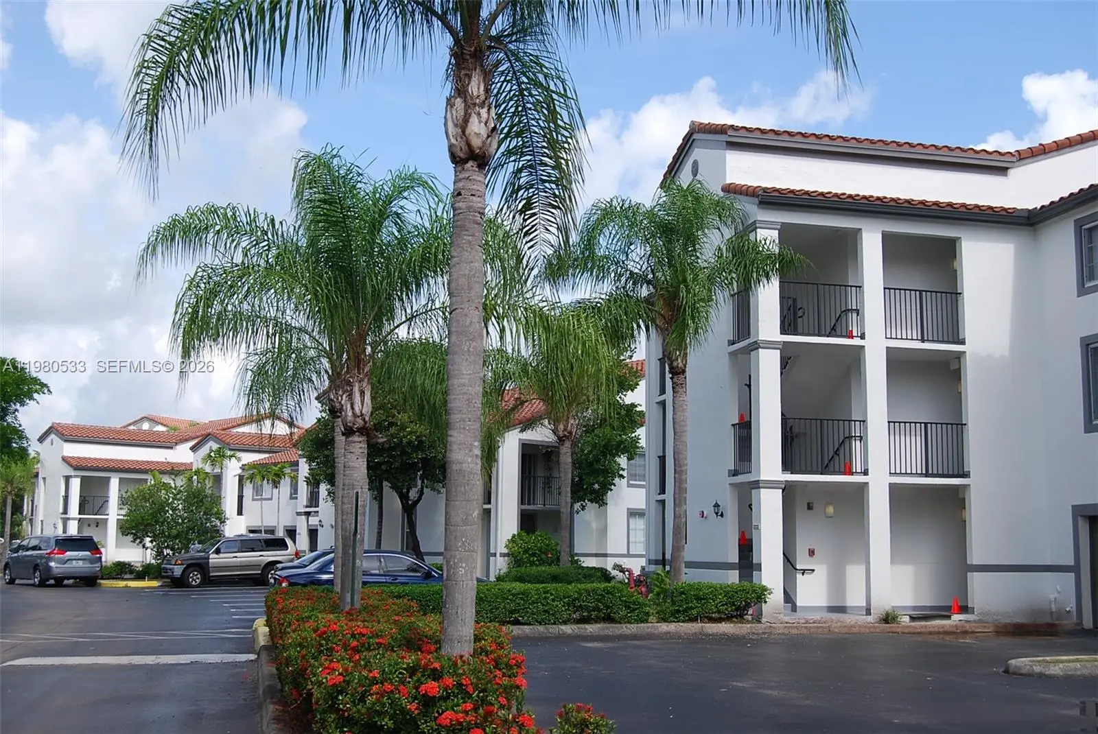 Photo of Listing #A11980533