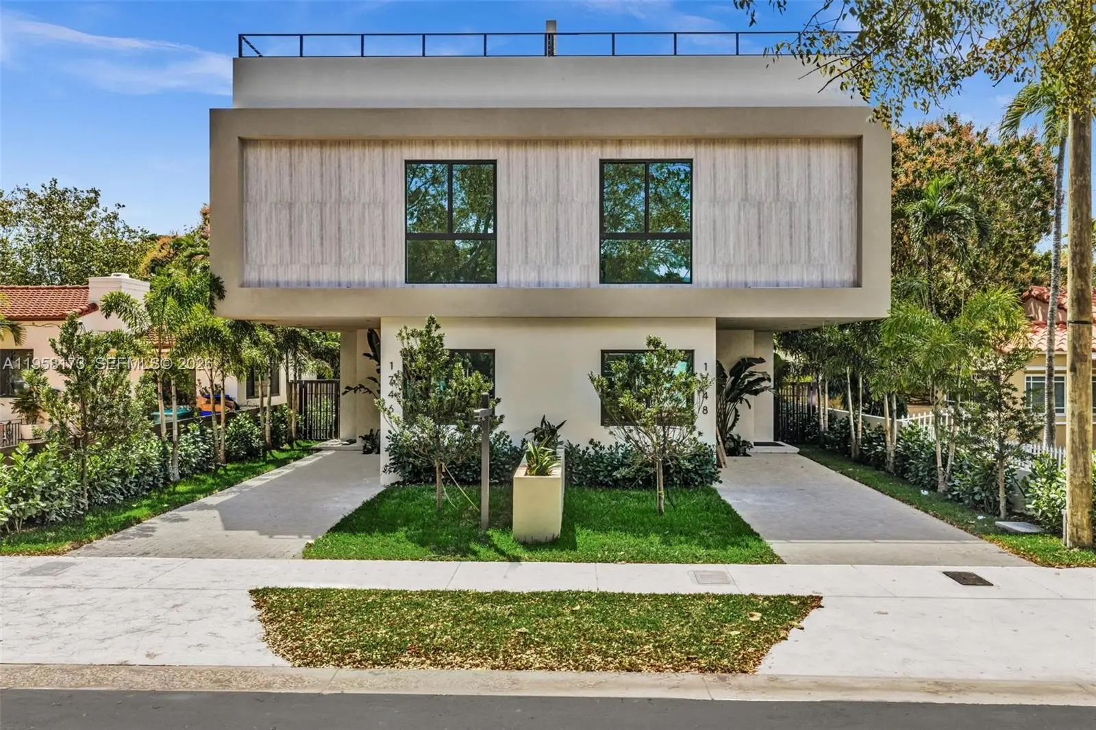 Photo of Listing #A11958173