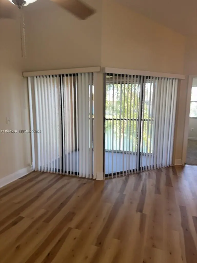 Photo of Listing #A11981270