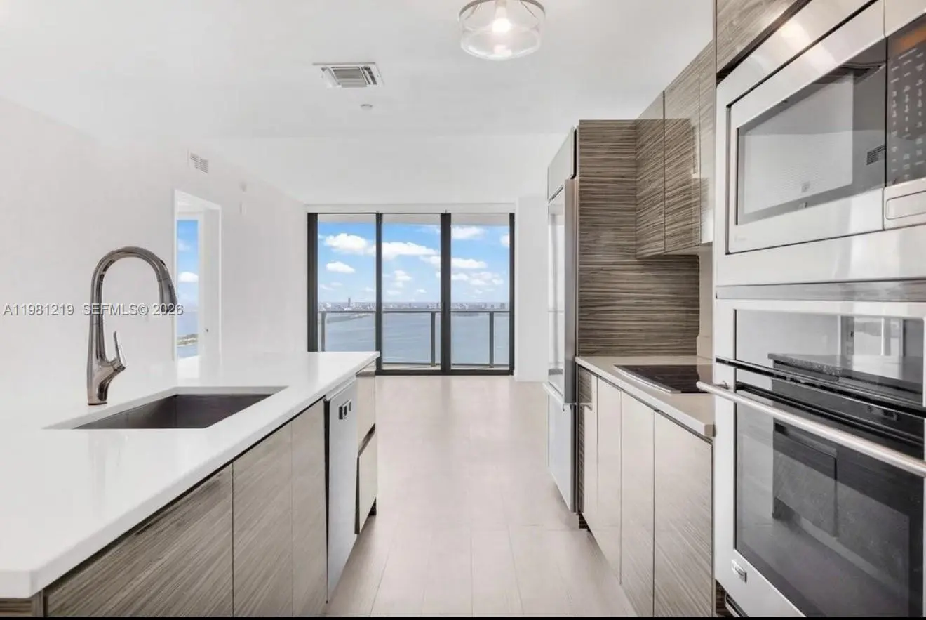 Photo of Listing #A11981219