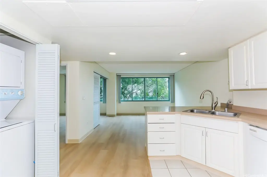 1314 Kalakaua Avenue # 403, Honolulu