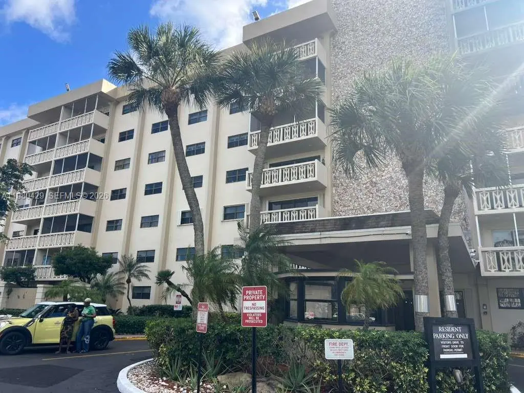 Photo of Listing #A11980429