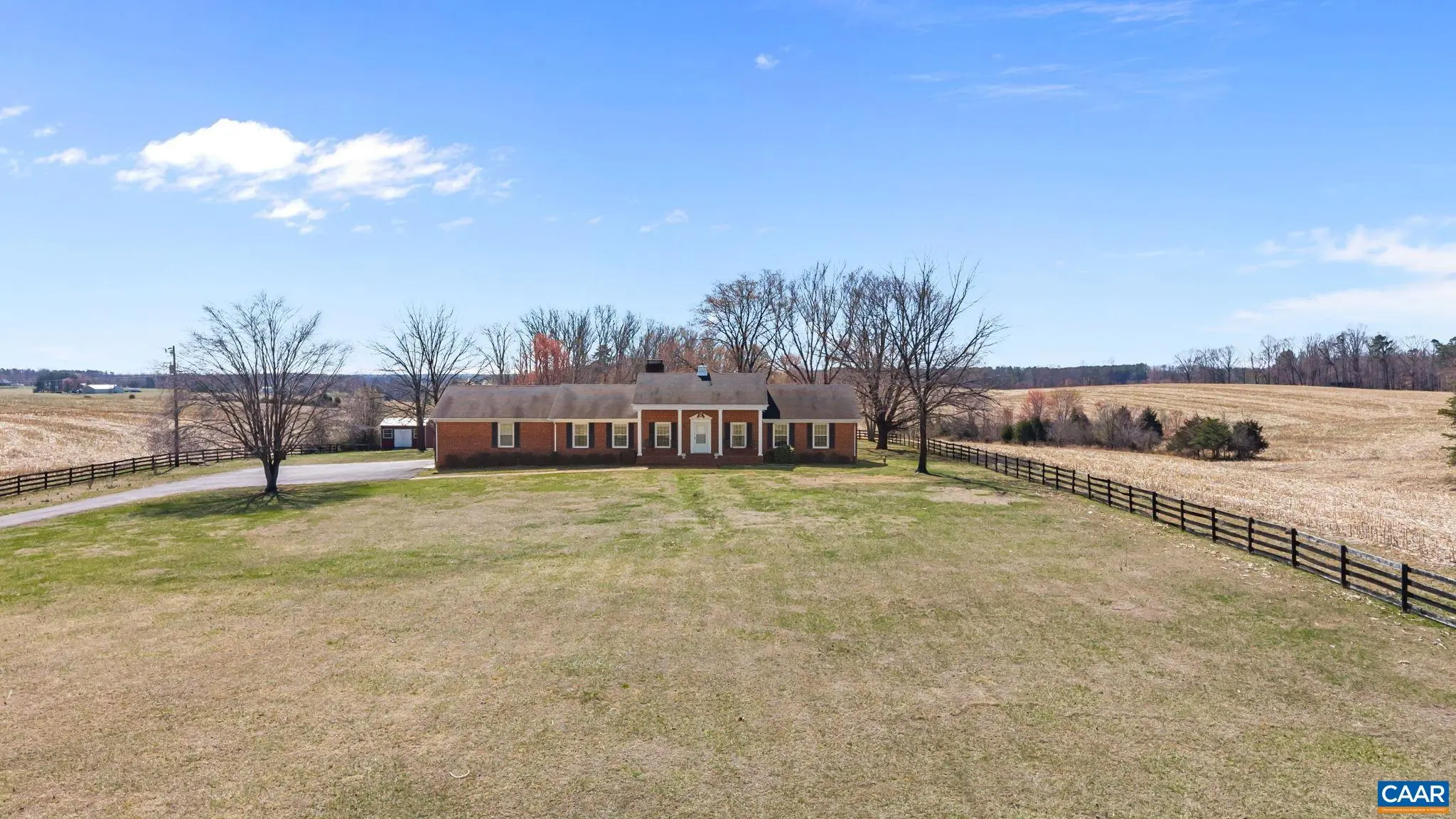 3258 River Rd W, Scottsville
