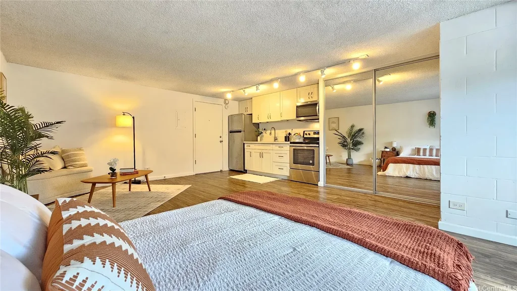 (unit #108) 824 Kinau Street, Honolulu