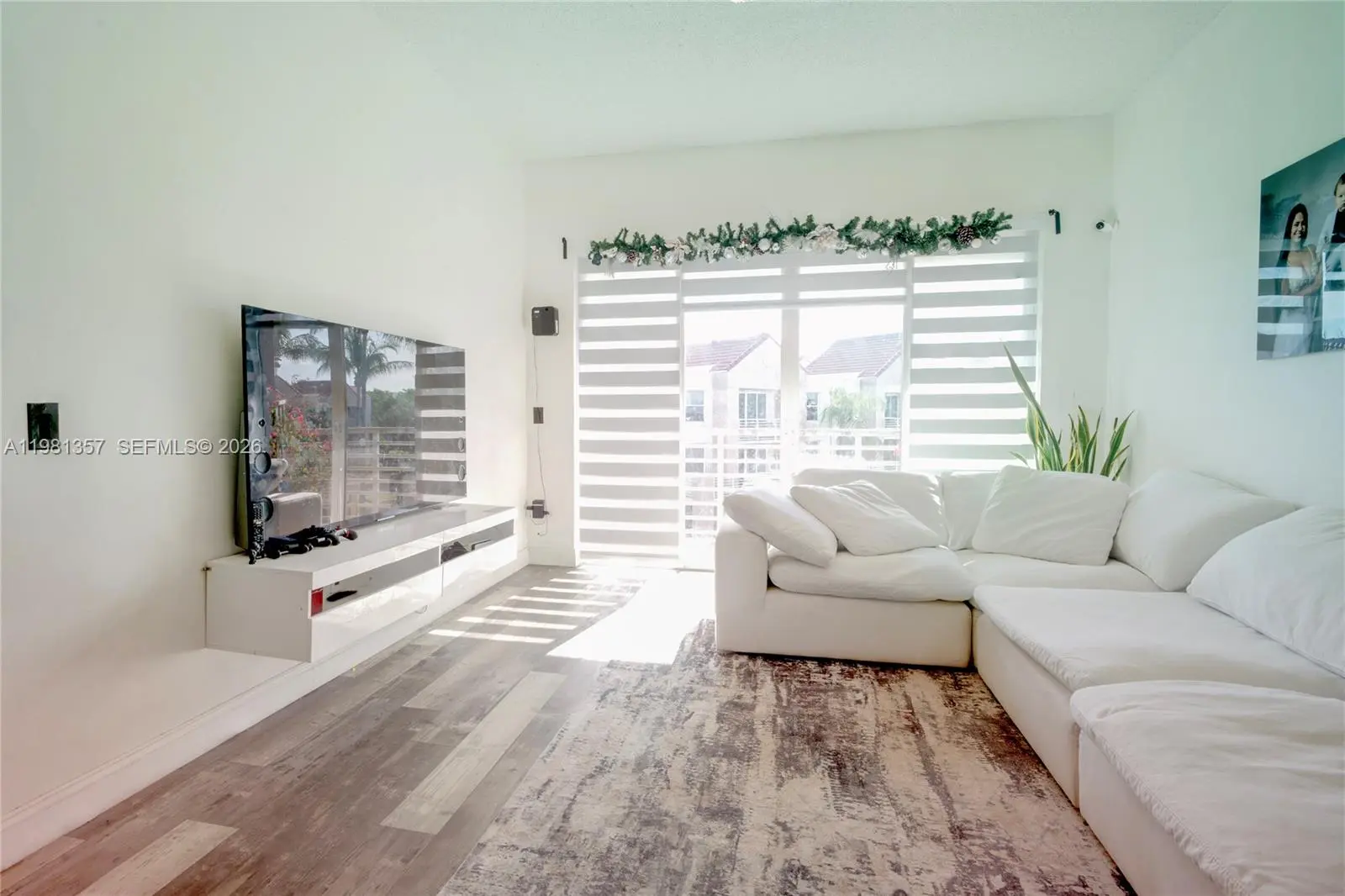 Photo of Listing #A11981357