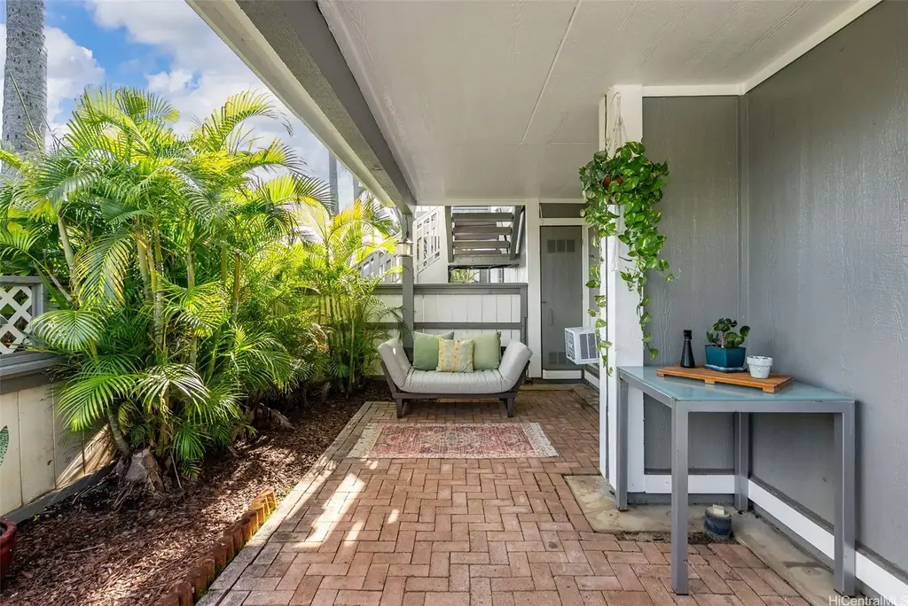 480 Mananai Place # 12g, Honolulu