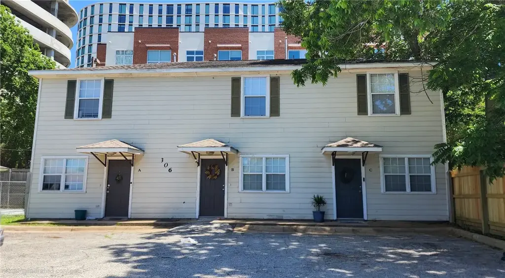 306 Cherry Street B, College Station