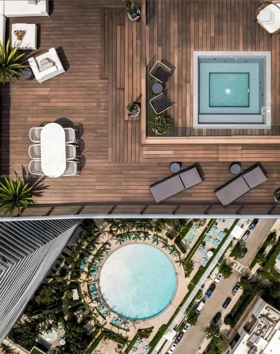 Photo of Listing #A11981713