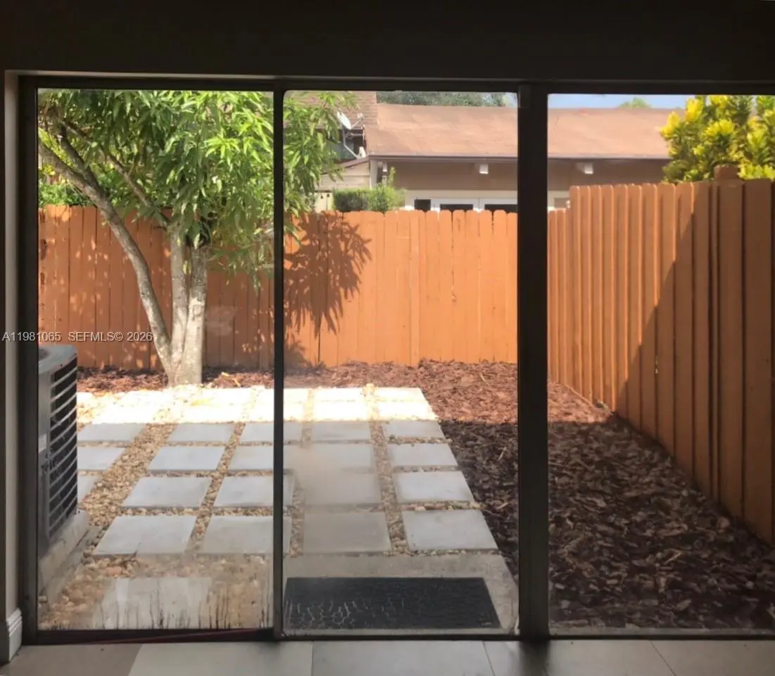 Photo of Listing #A11981065