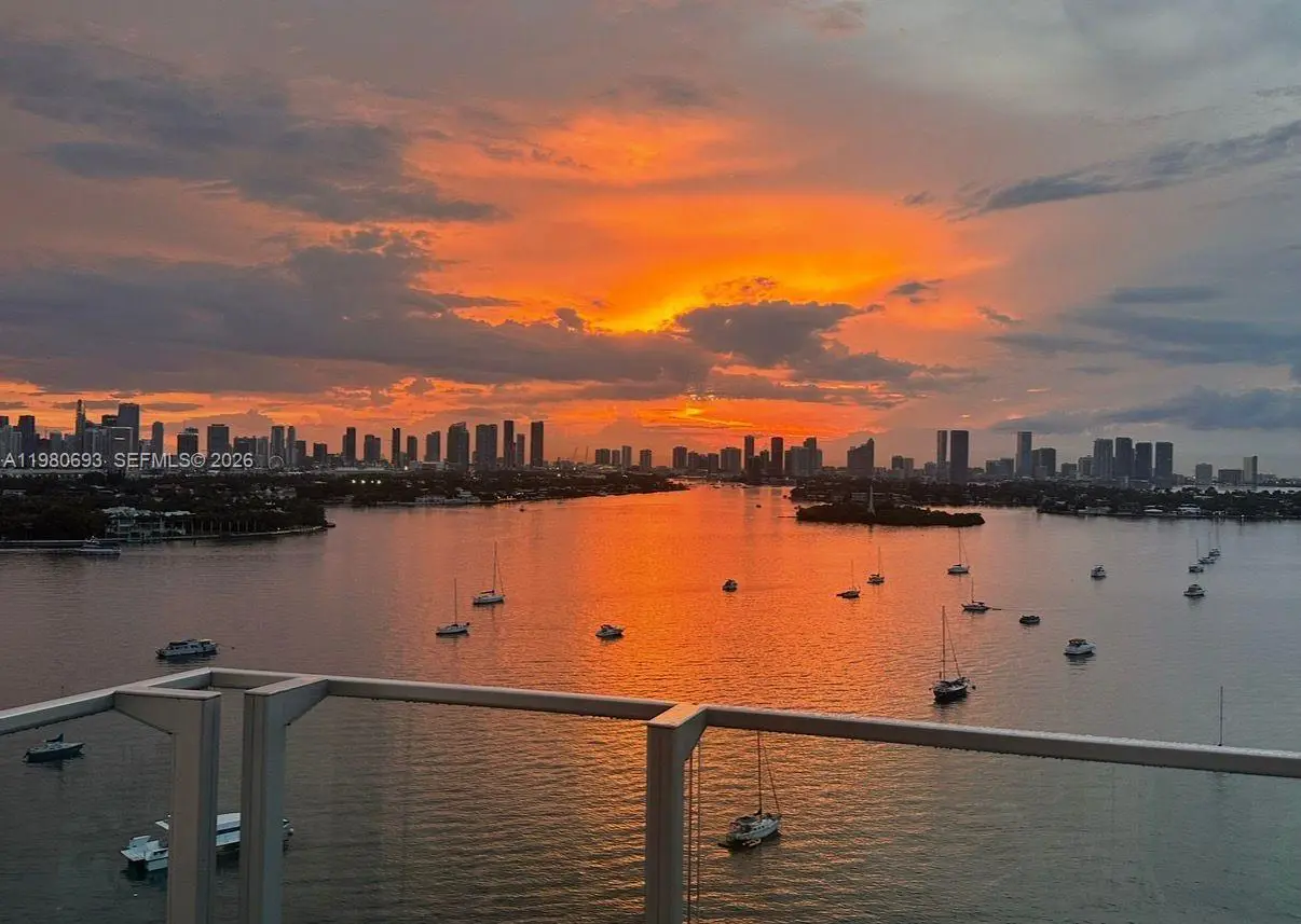 Photo of Listing #A11980693