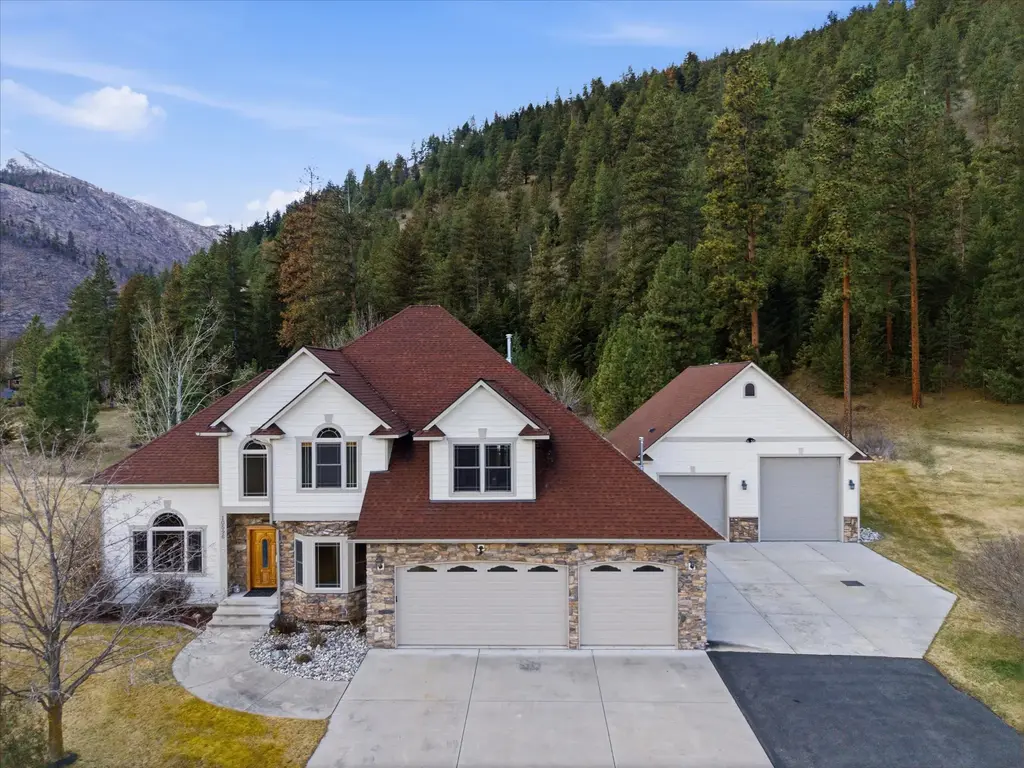 10596 Nez Perce Loop, Lolo