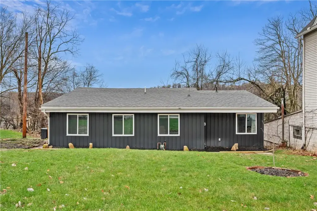 856 Cleveland Avenue , Brackenridge