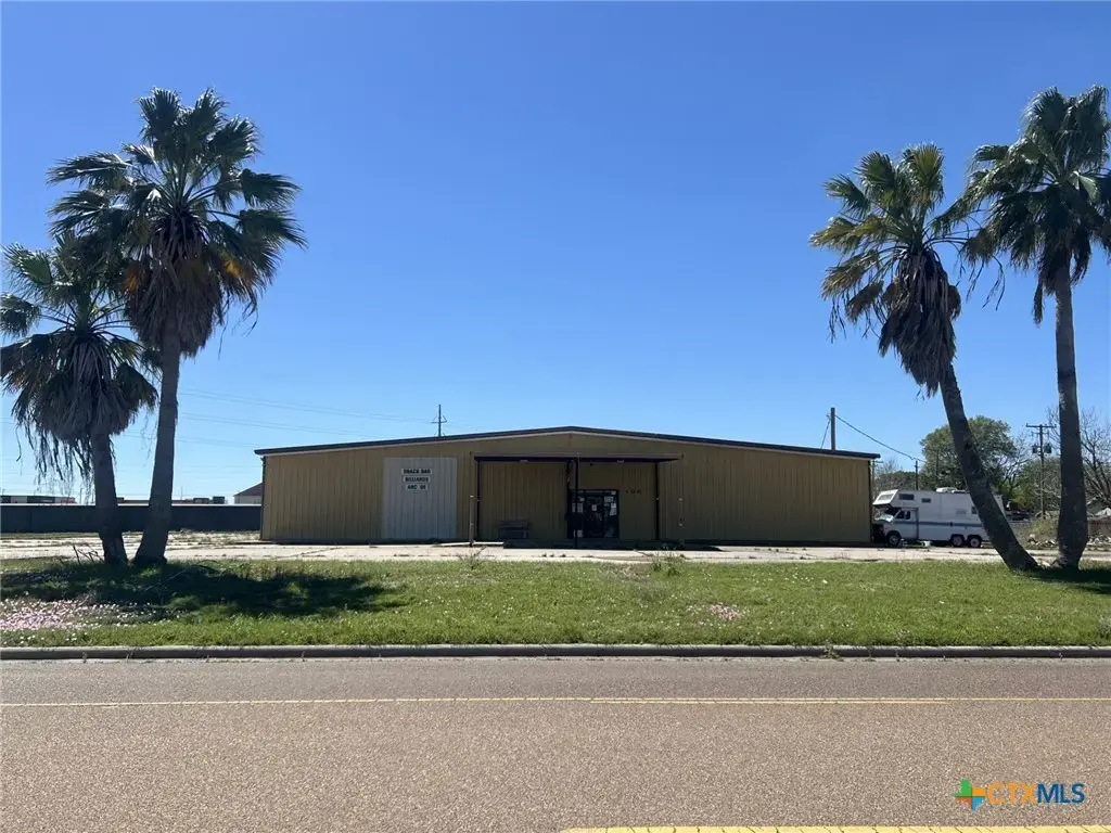 100 Village Road, Port Lavaca