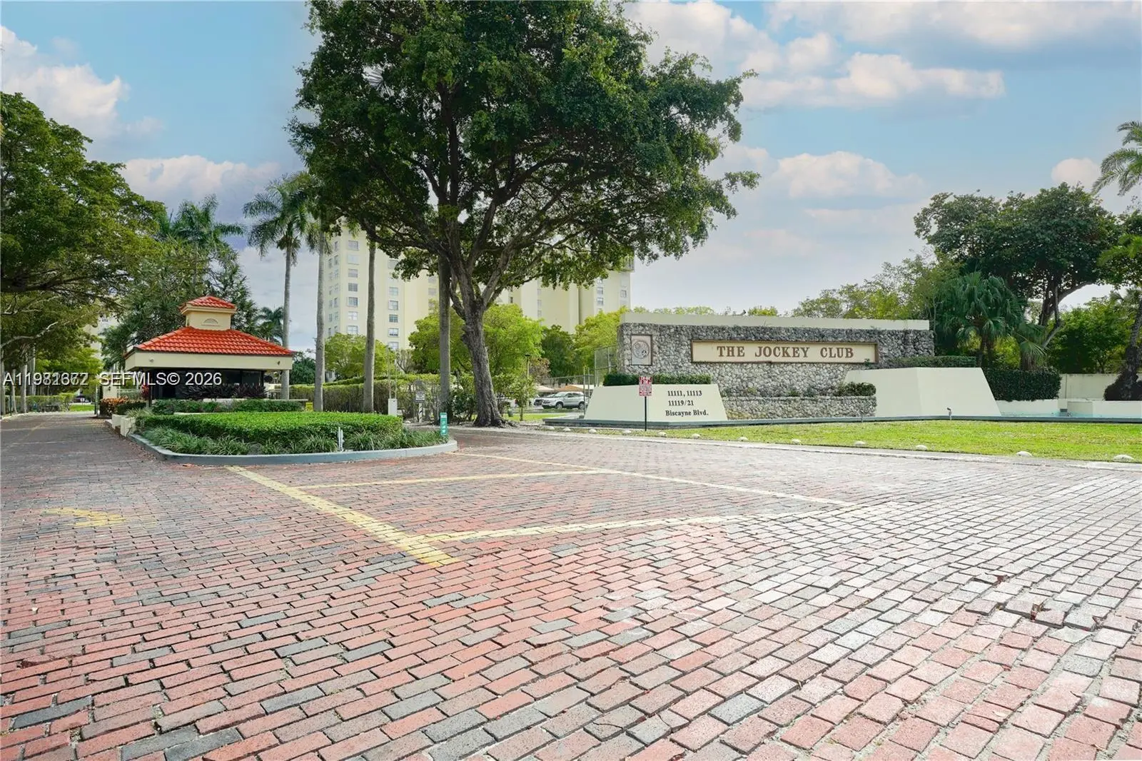 Photo of Listing #A11981372