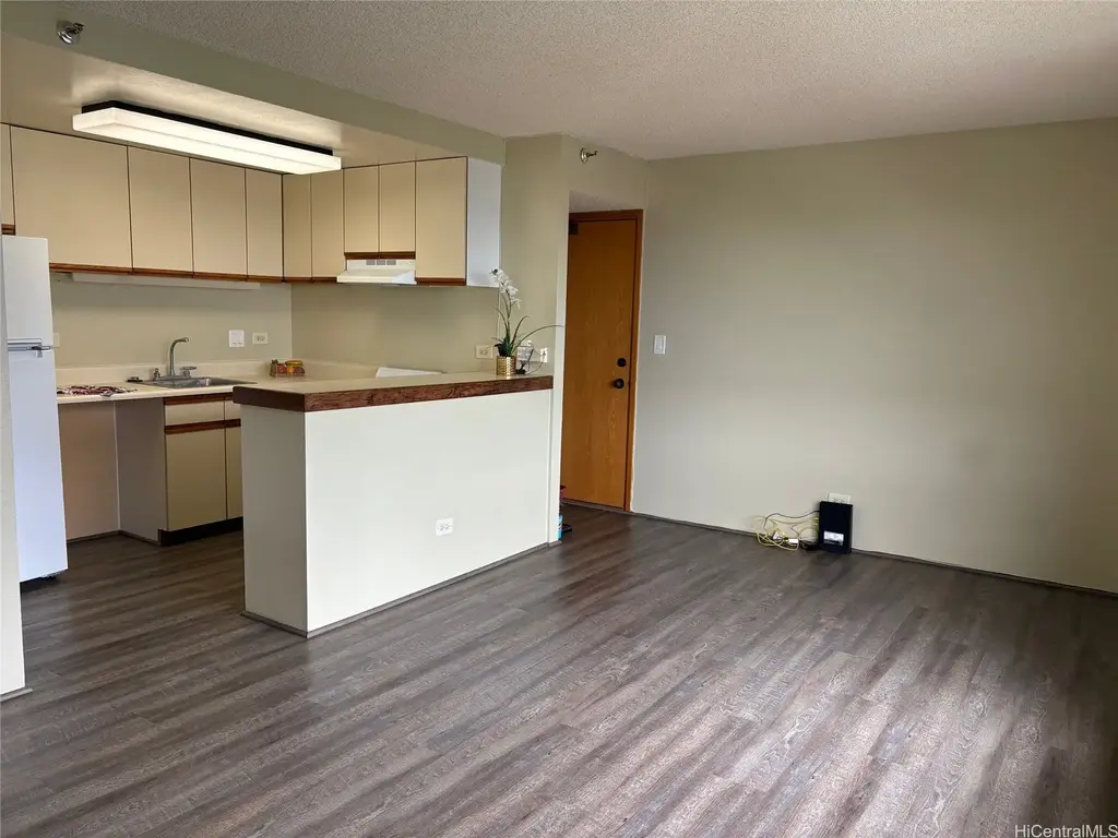 5333 Likini Street # 2101, Honolulu