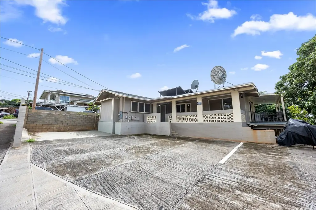 4354 Likini Street, Honolulu