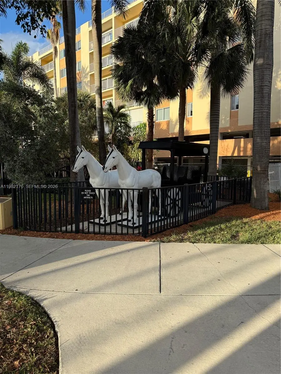 Photo of Listing #A11982176