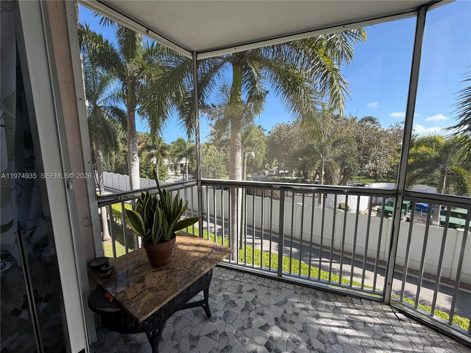 Photo of Listing #A11974935