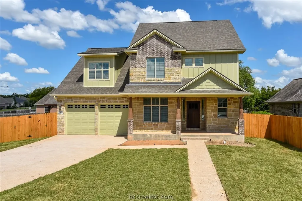 2136 Rockcliffe Loop, College Station