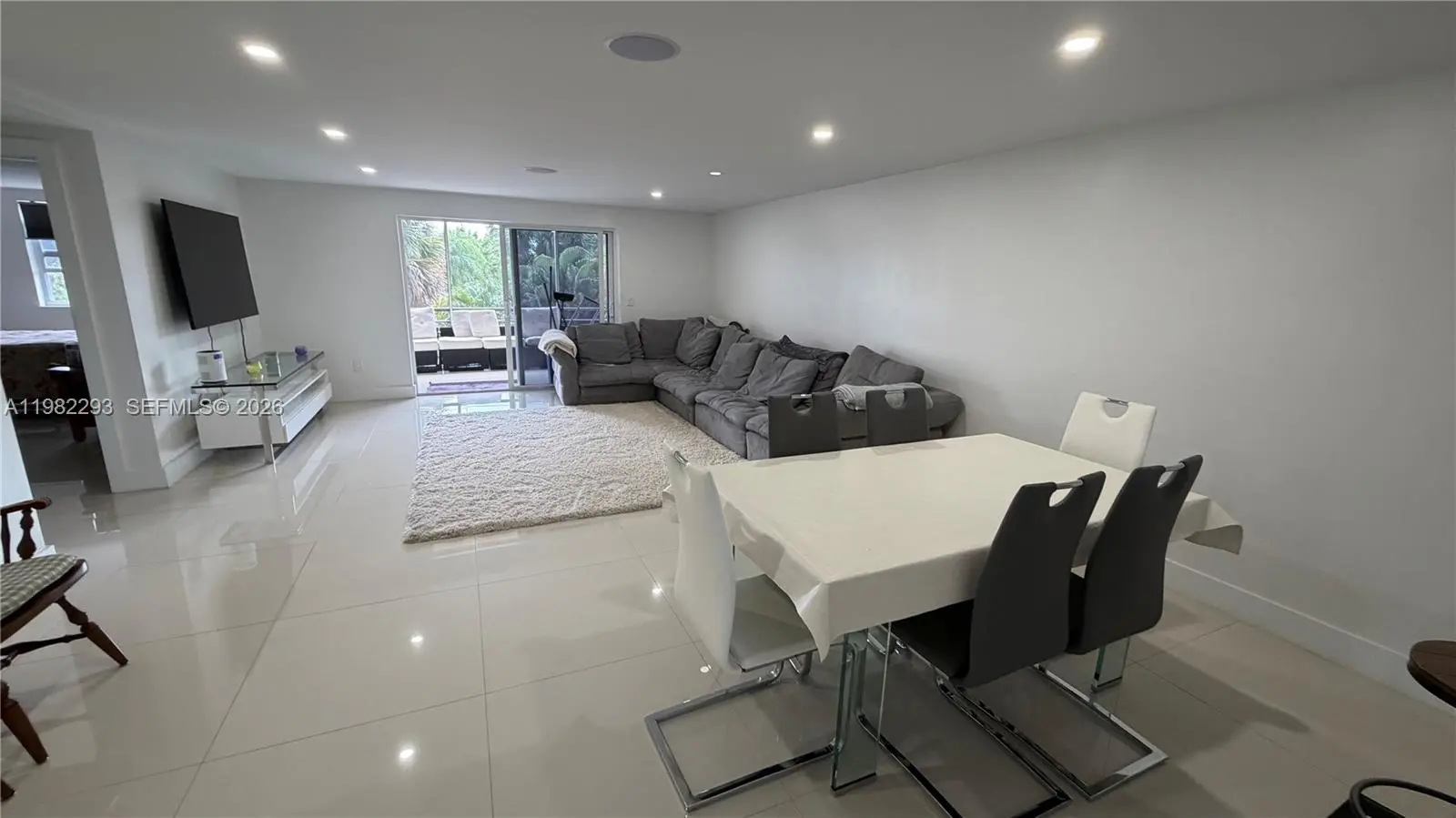 Photo of Listing #A11982293