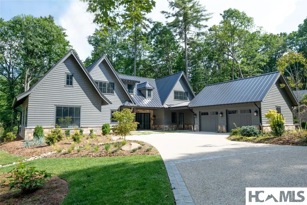86 High Gate Drive, Highlands