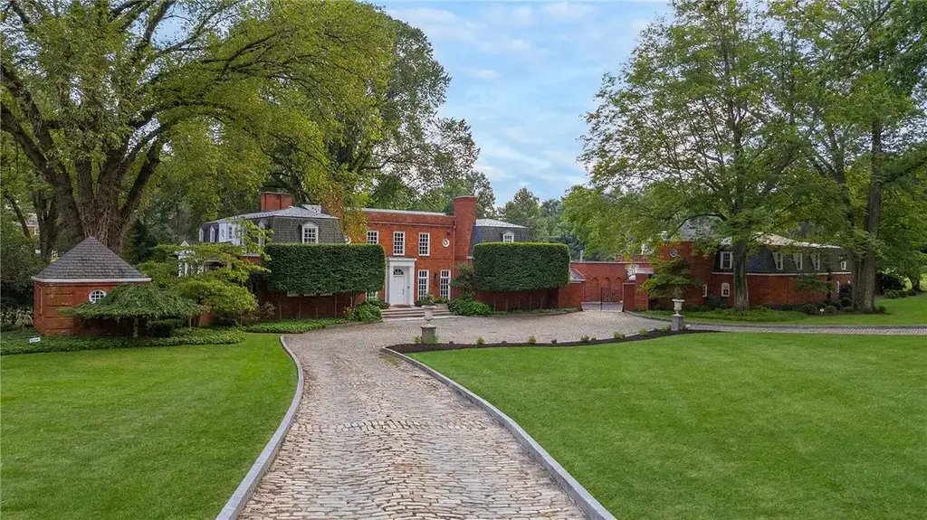 898 Persimmon Road, Sewickley Heights