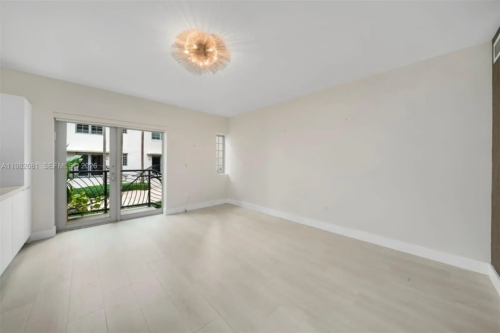 Photo of Listing #A11982681