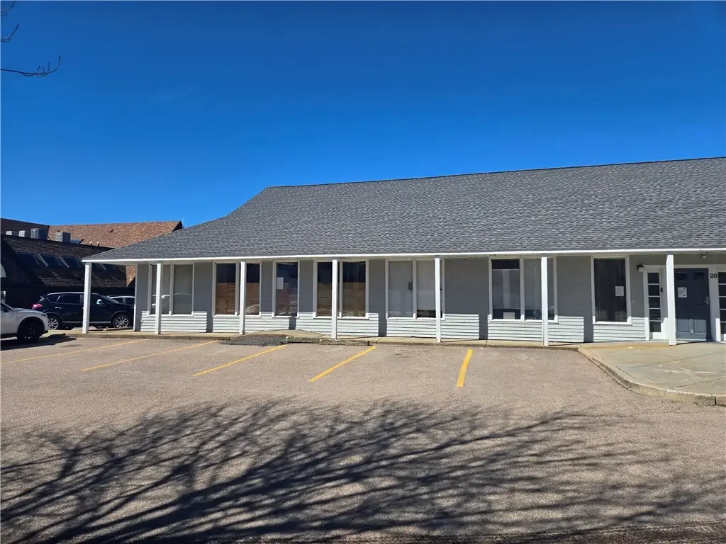 24 Southwest Ave, Jamestown