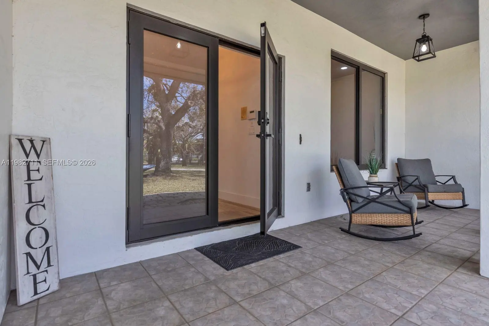 Photo of Listing #A11982711