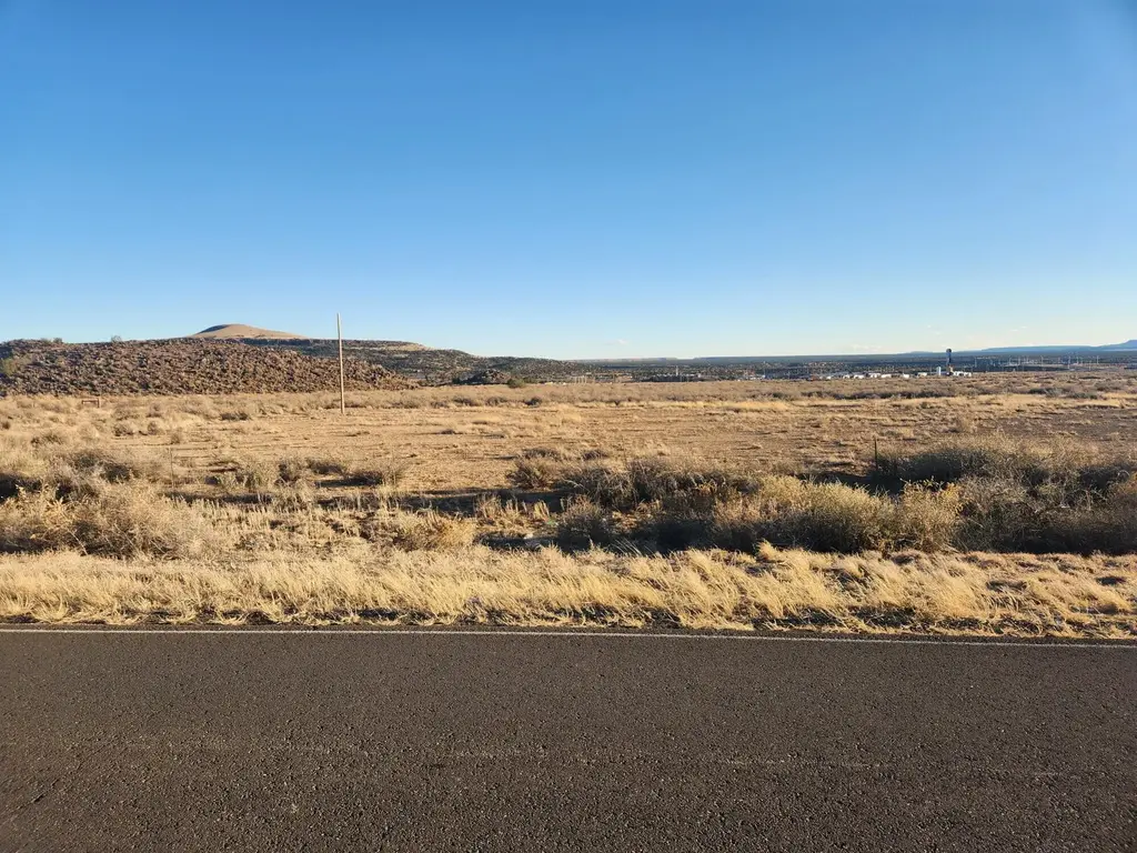 Highway 124, Cubero