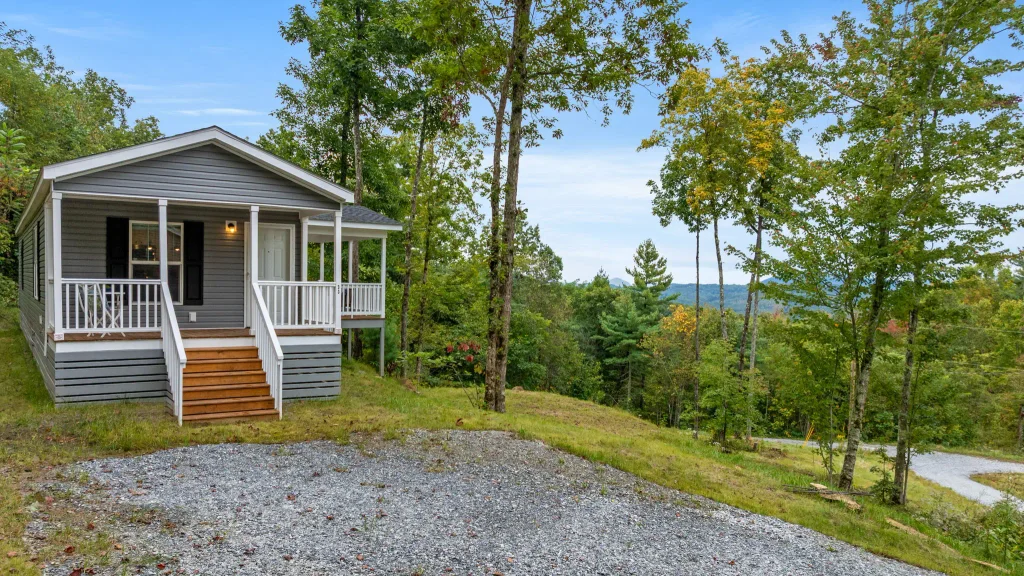 725 Ridge Crest Lane, Cullowhee