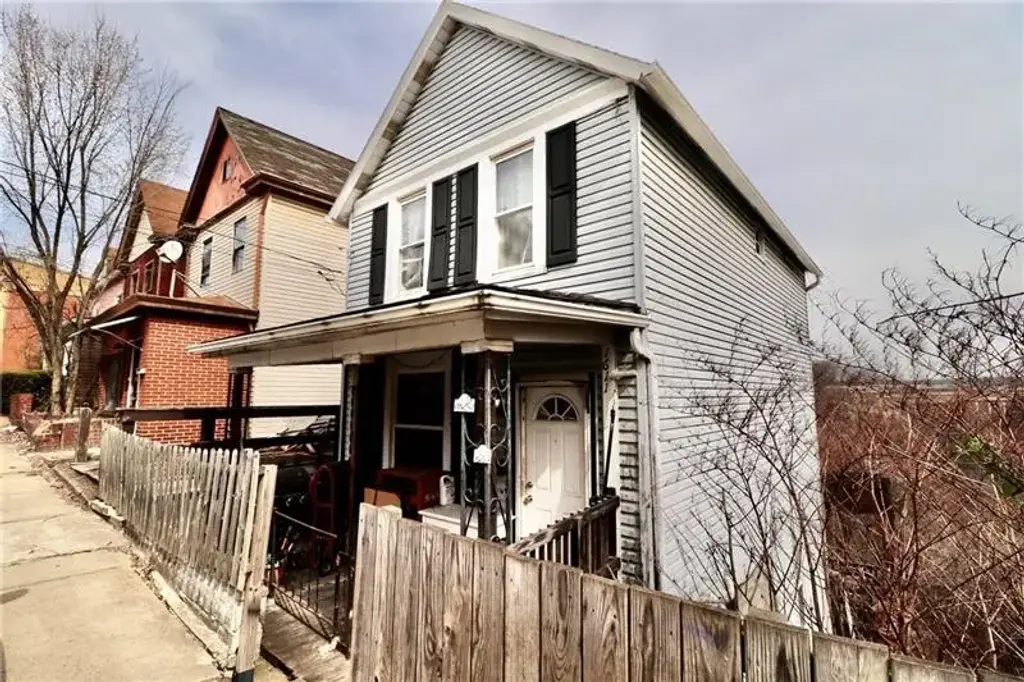 1611 Ridge Avenue, N Braddock