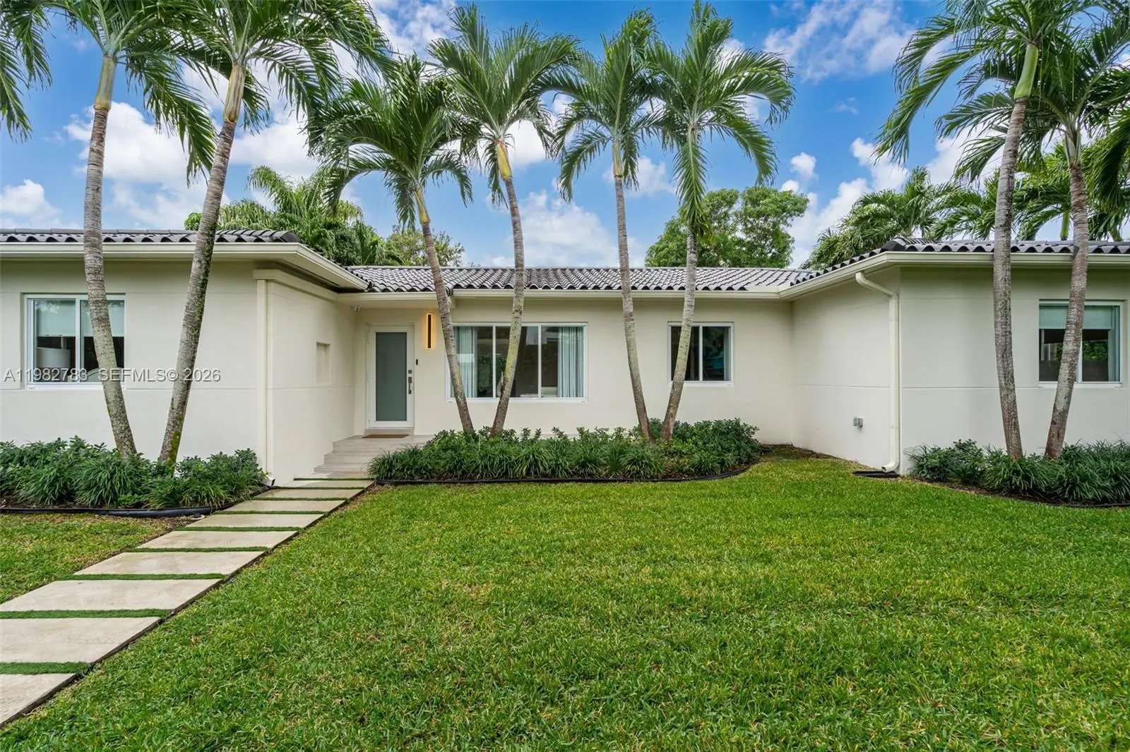 Photo of Listing #A11982783