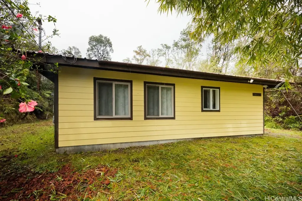 18-2274 Laulea Road, Volcano